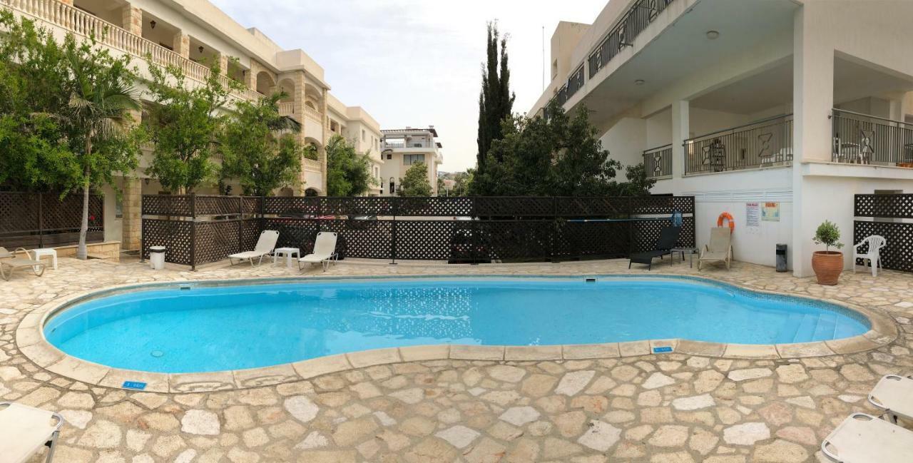King'S Gardens Apartment Paphos Exterior foto